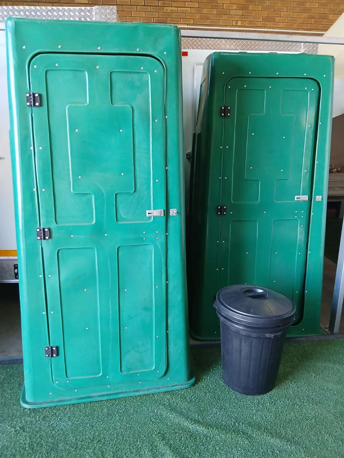 Trailer Toilet 5
